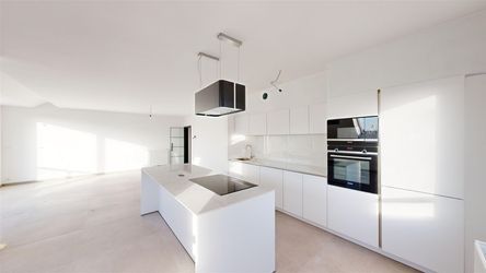 Splendid duplex penthouse of 200 m2 3-4 bedrooms Photo 2