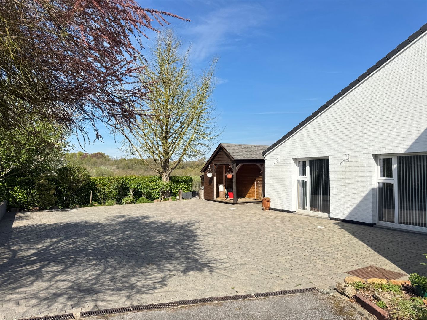 325m2 of usable space, superb view and swimming pool Photo 18