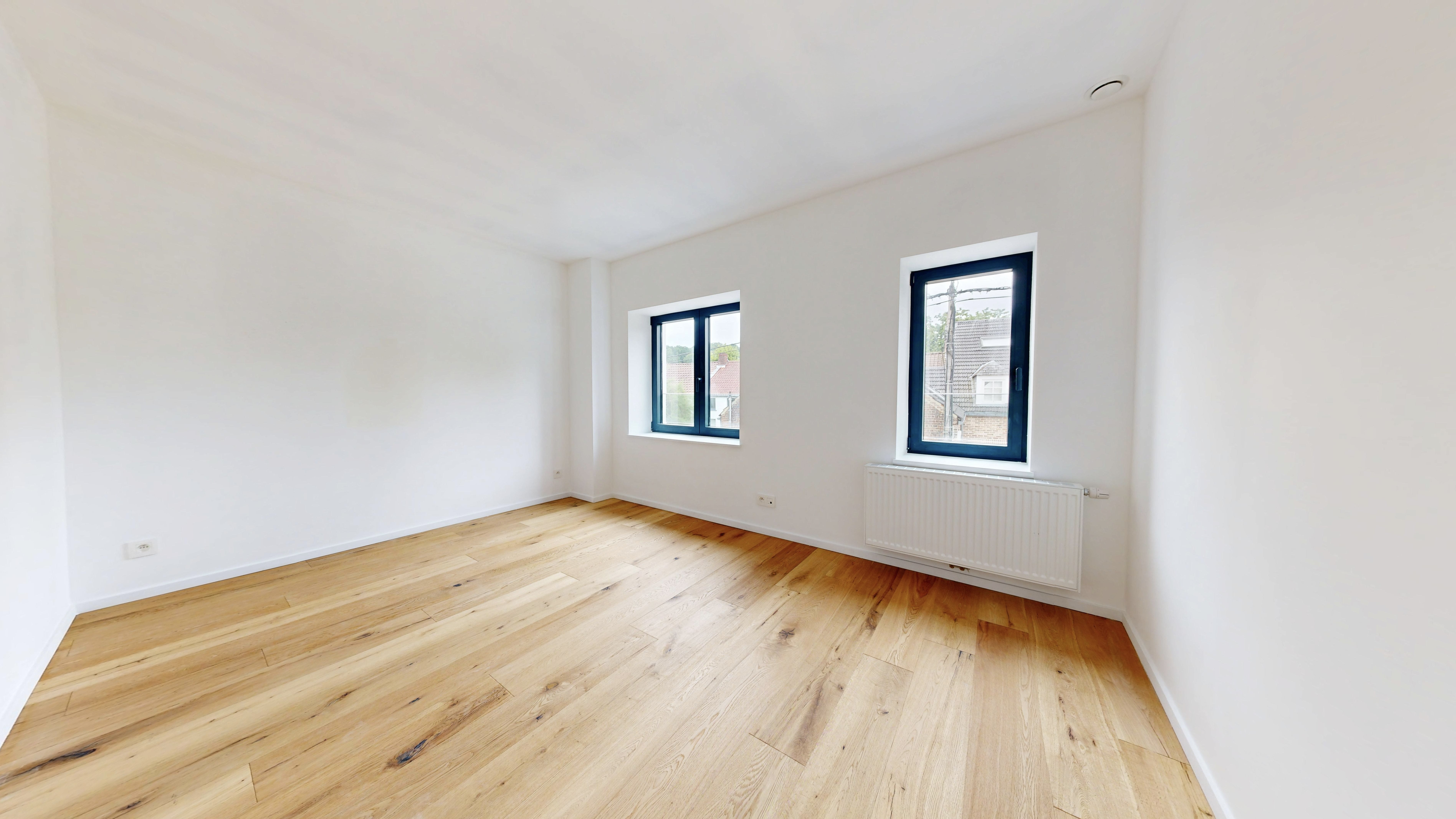Superbe maison neuve 4ch dans un cadre verdoyant et calme. Photo 8