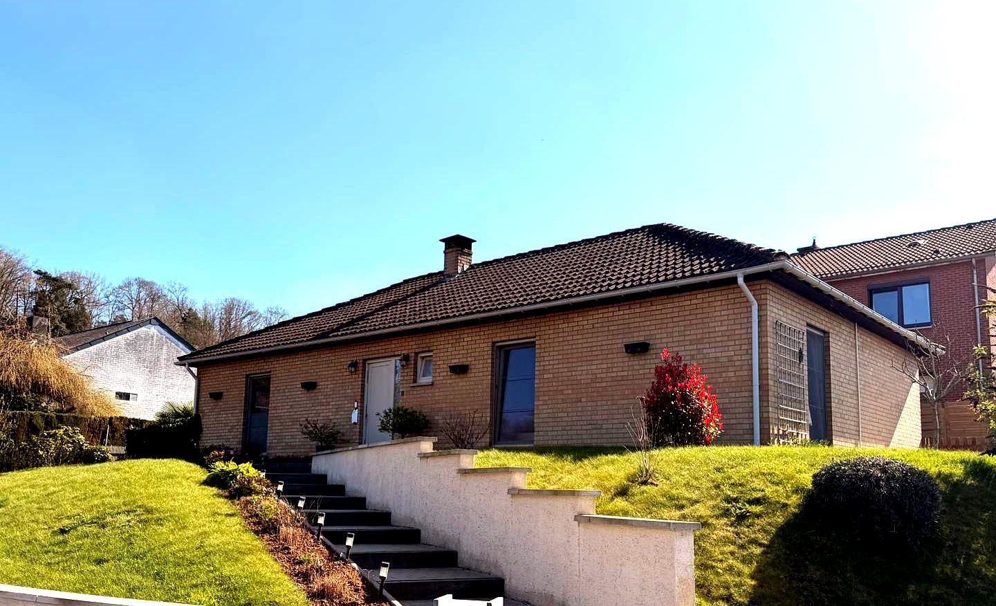 Charmante bungalow met 3 slaapkamers en tuin in Wavre. Photo 1