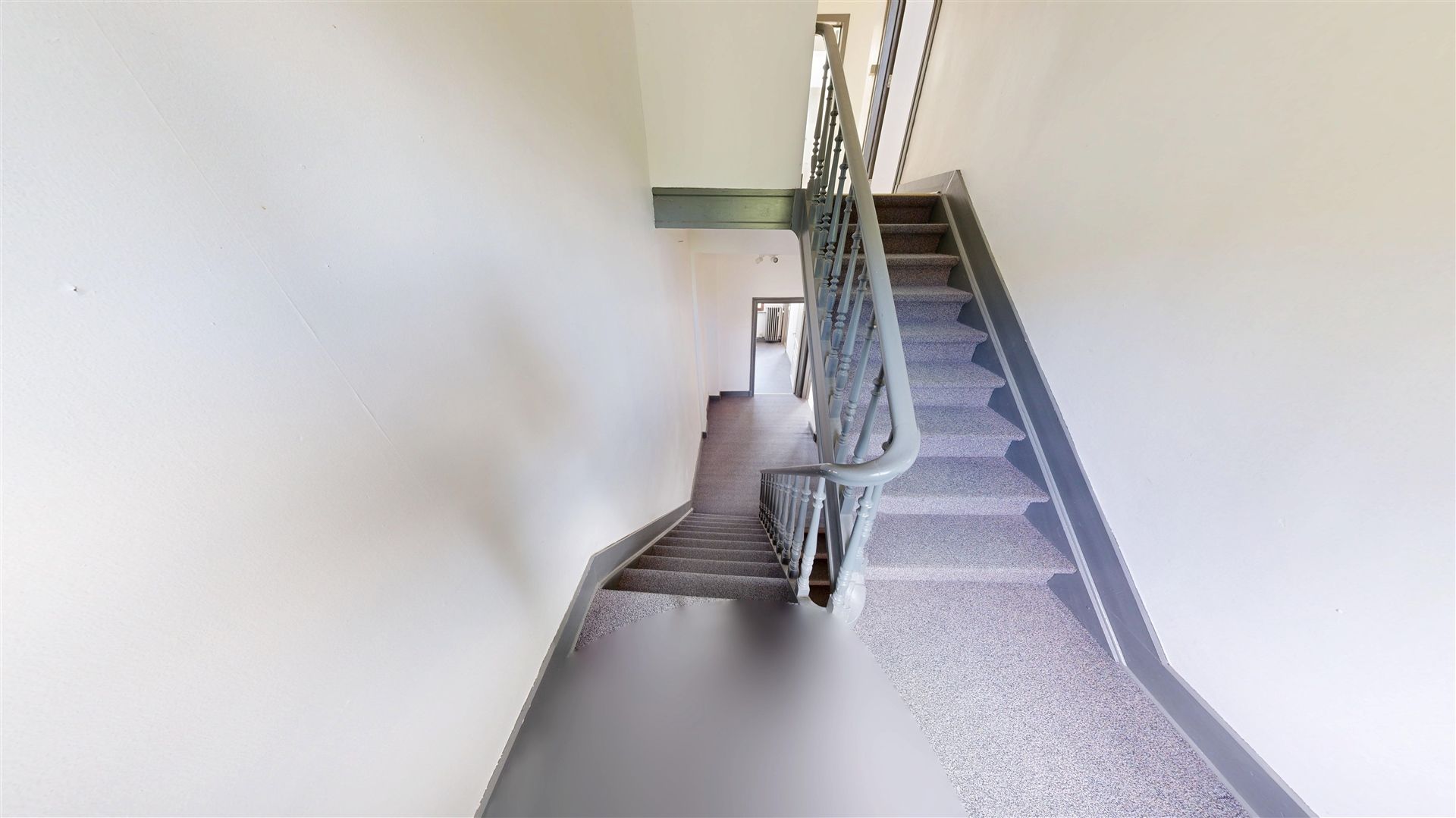 Investment property in the center of Gistoux! Photo 8