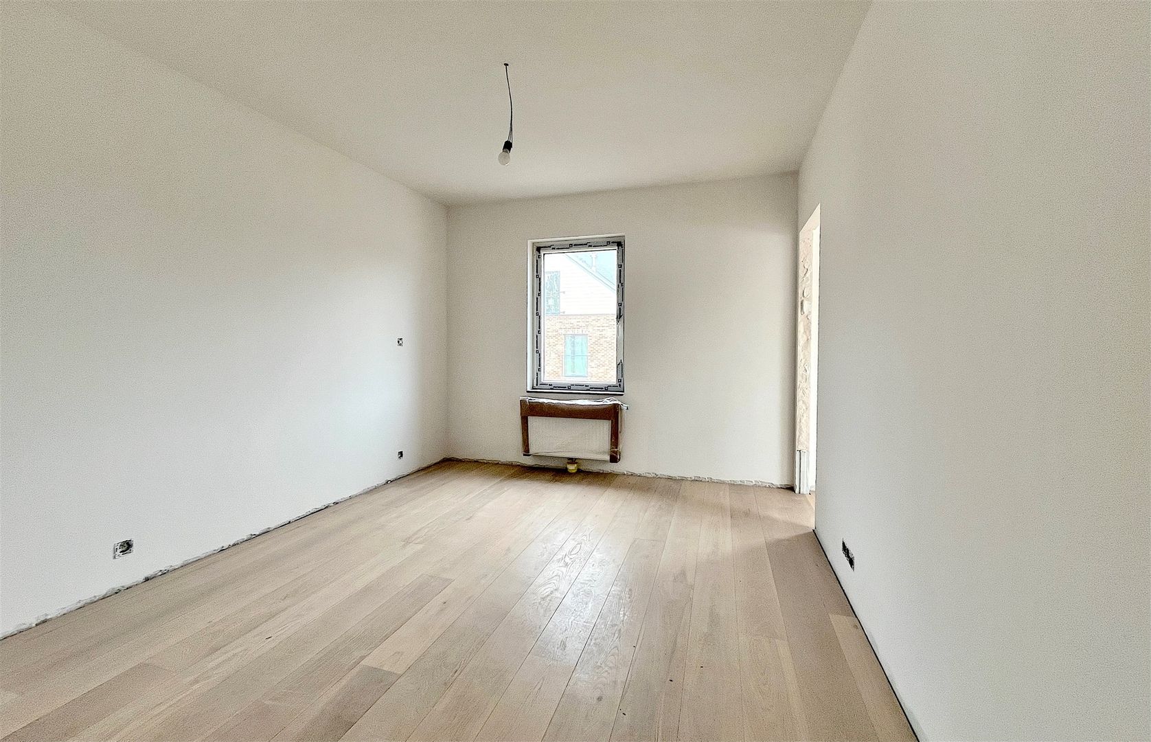 Incroyable duplex de 217 m2 avec vaste grenier et parking Photo 5