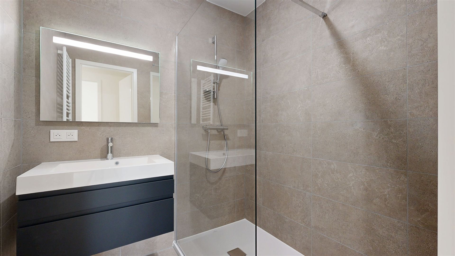 New - 2 bedrooms, 2 bathrooms with garden - Courbevoie Photo 7