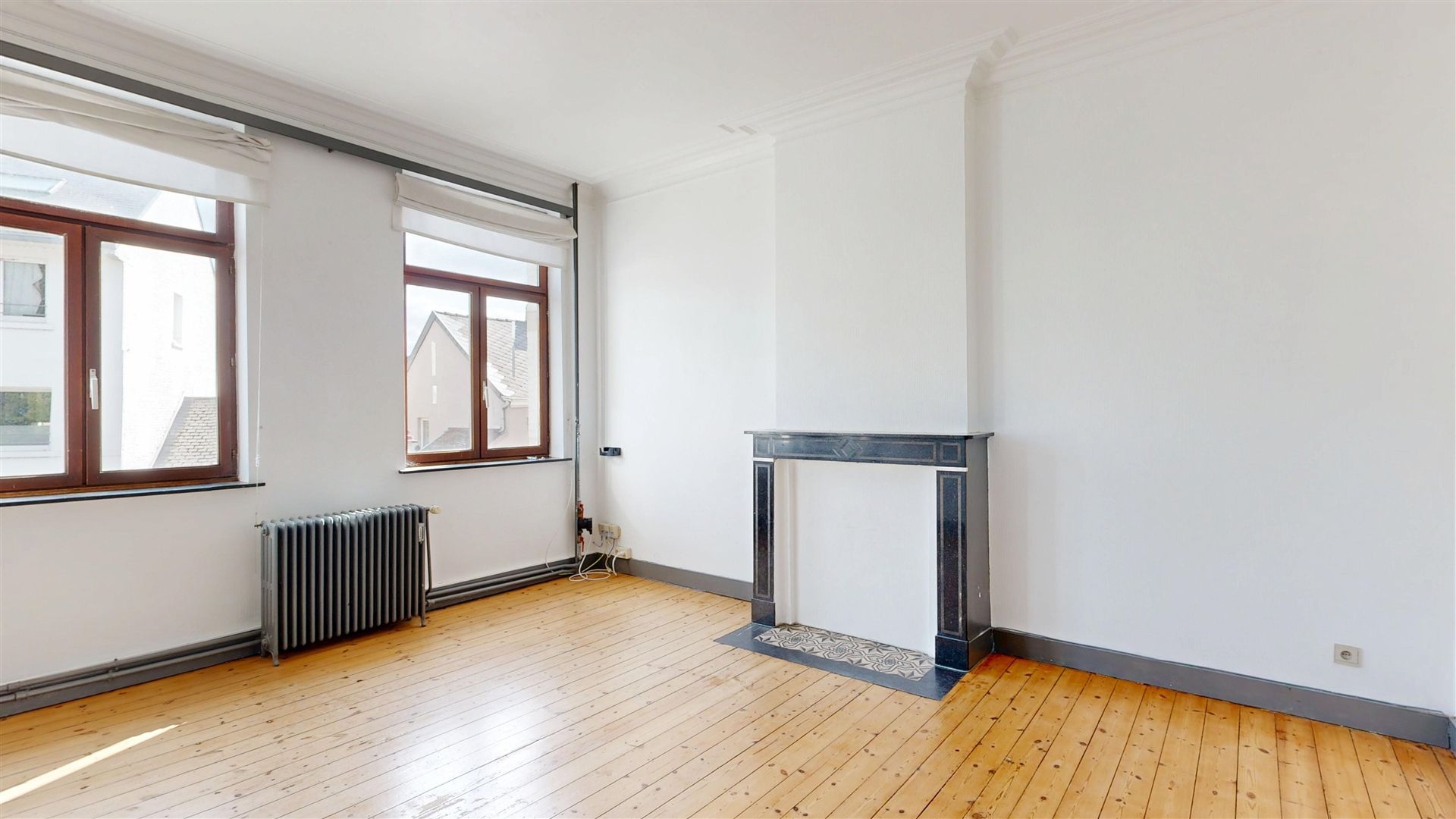 Investment property in the center of Gistoux! Photo 6