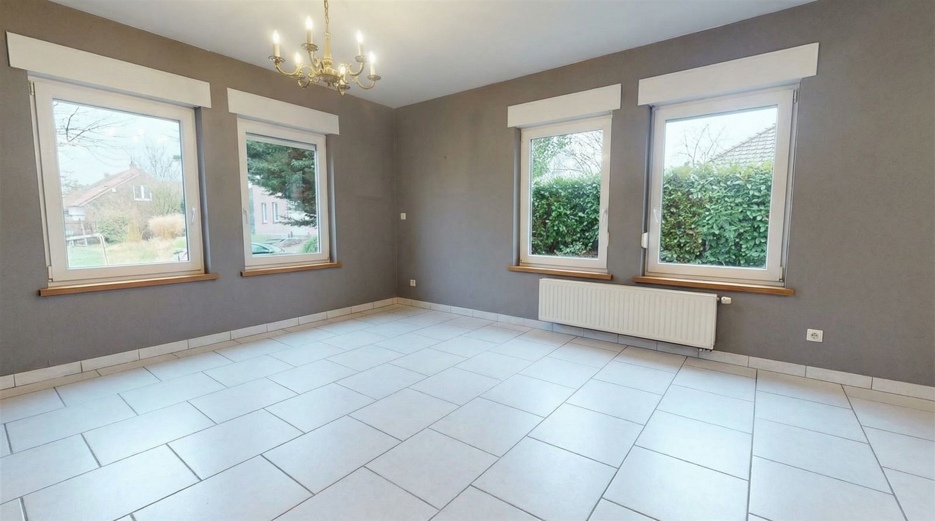Vrijstaande villa in een rustige doodlopende straat. Photo 12