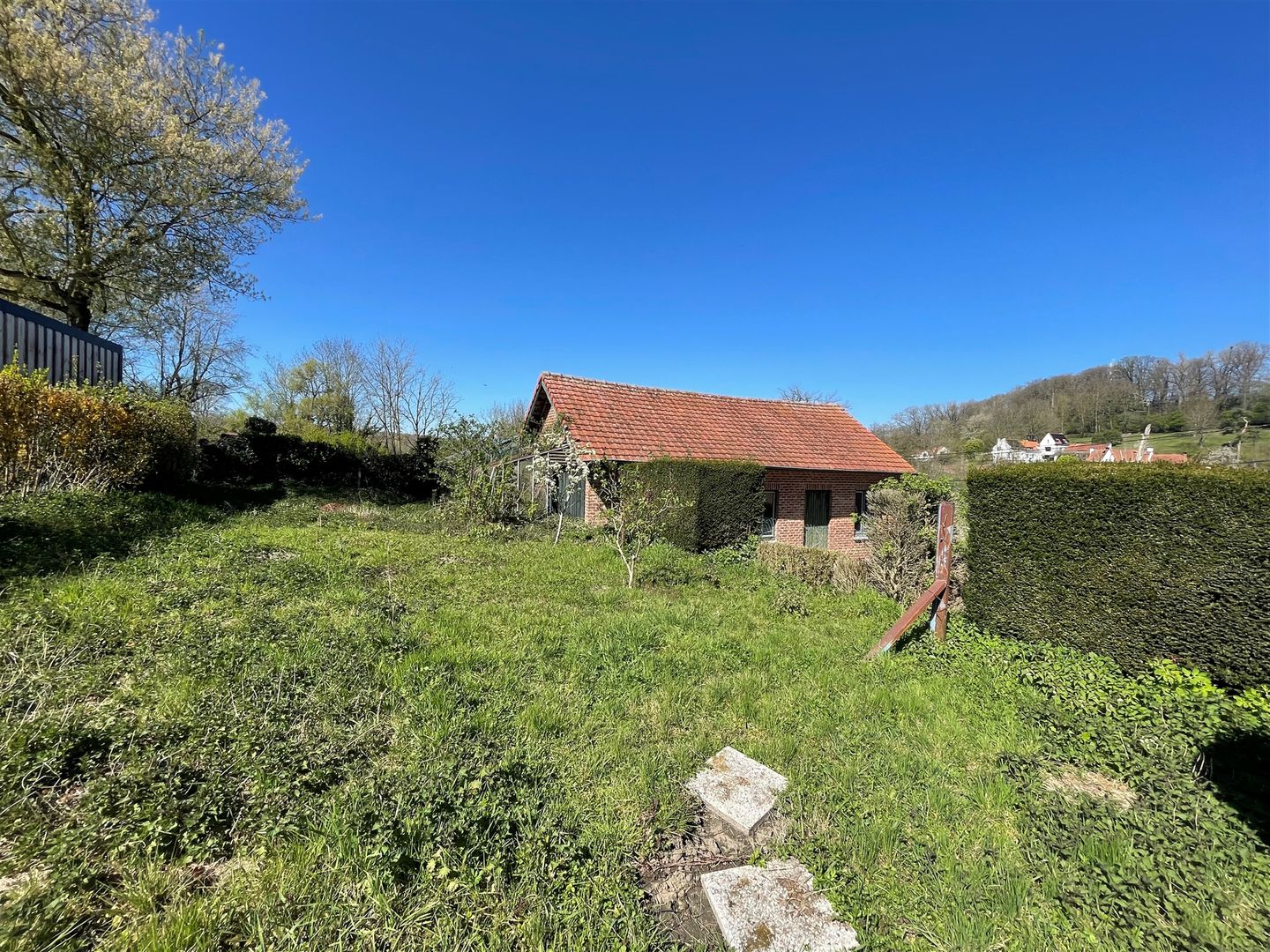 Maison villageoise avec beau volume à rénover Photo 10