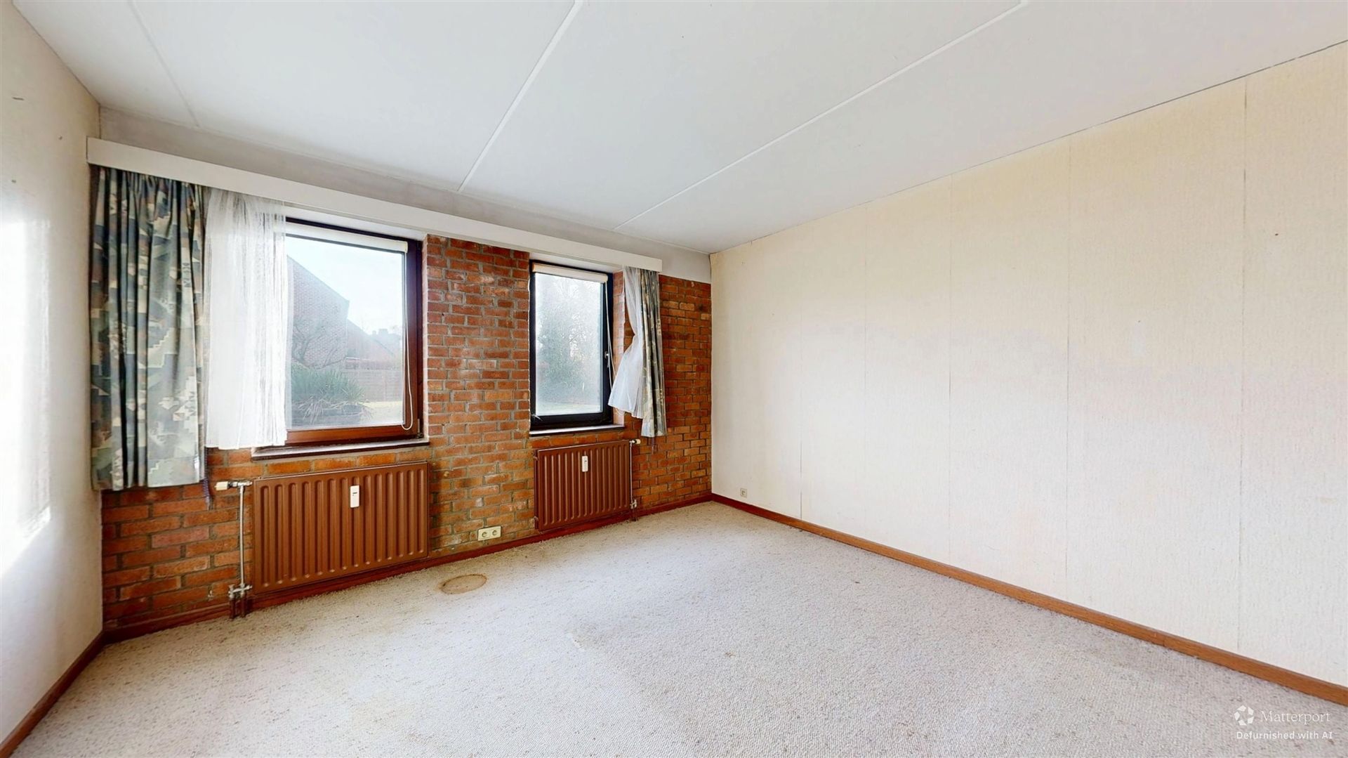 Ground floor: 2 bedrooms, terrace and 2 parking spaces Photo 17