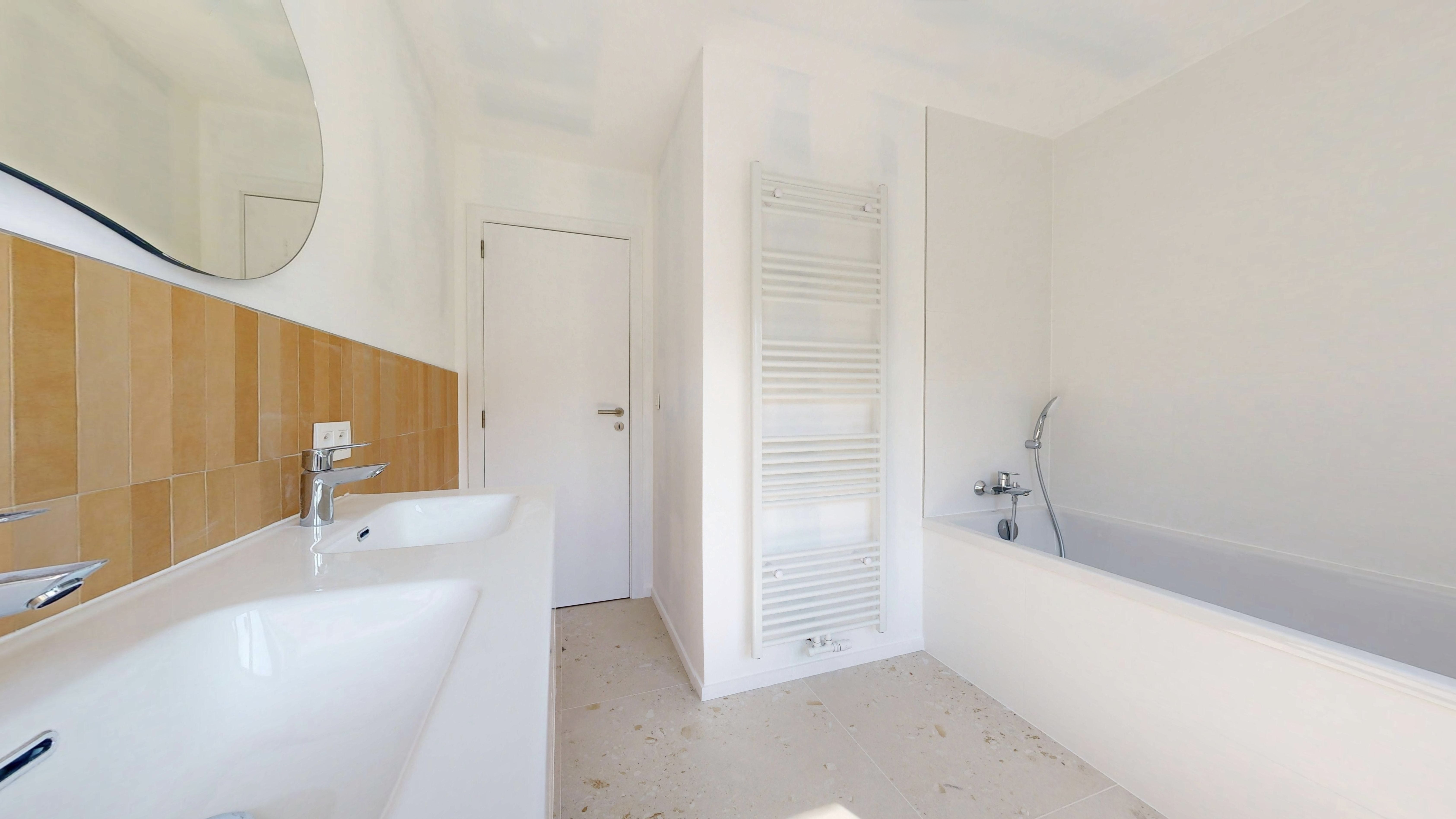 Superbe maison neuve 4ch dans un cadre verdoyant et calme. Photo 12