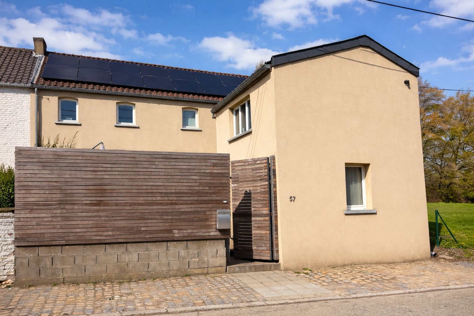 Charming 3-bedroom house + annex with great potential Photo 14