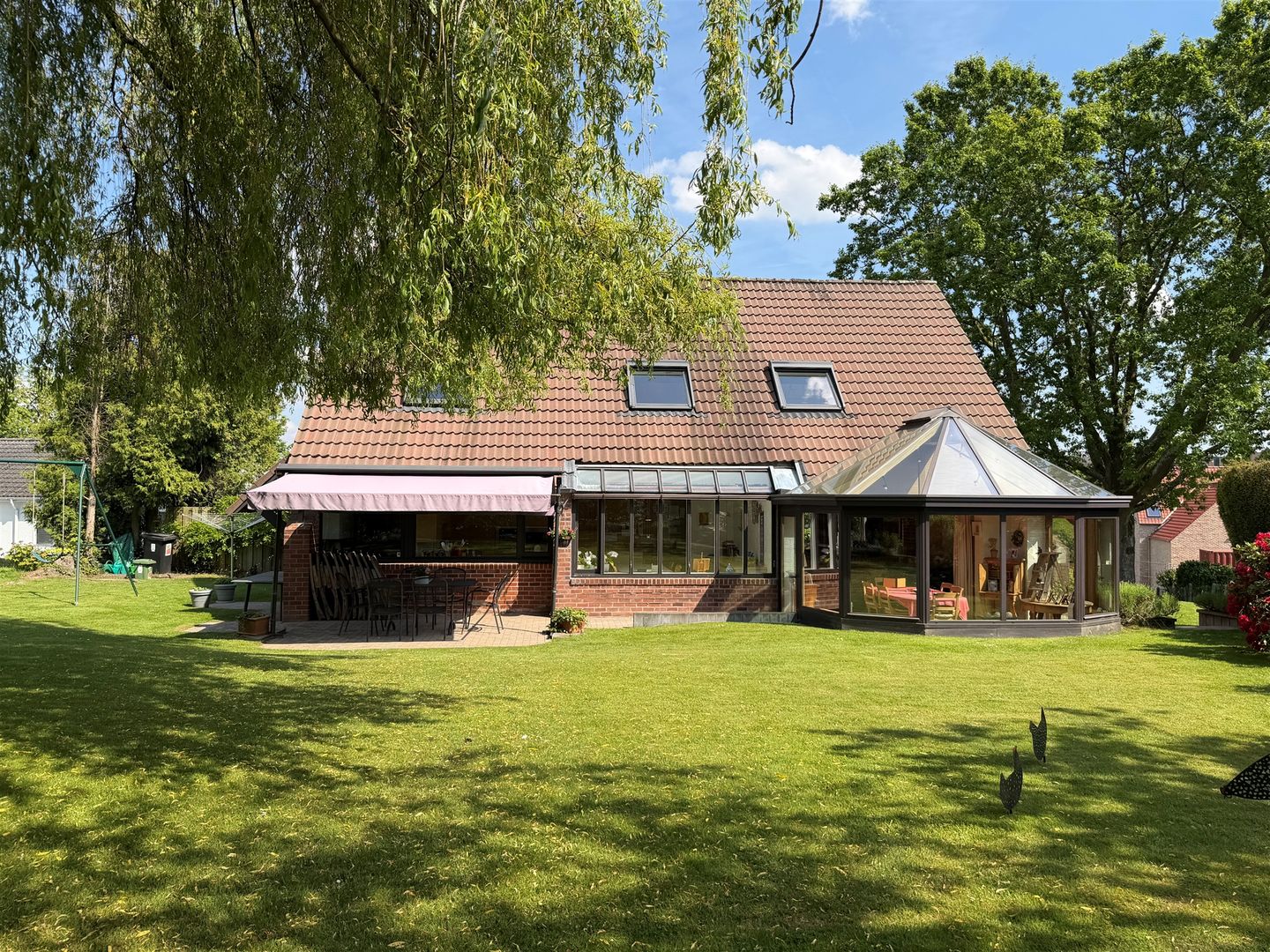 moderne villa gelegen in DION-VALMONT Photo 3