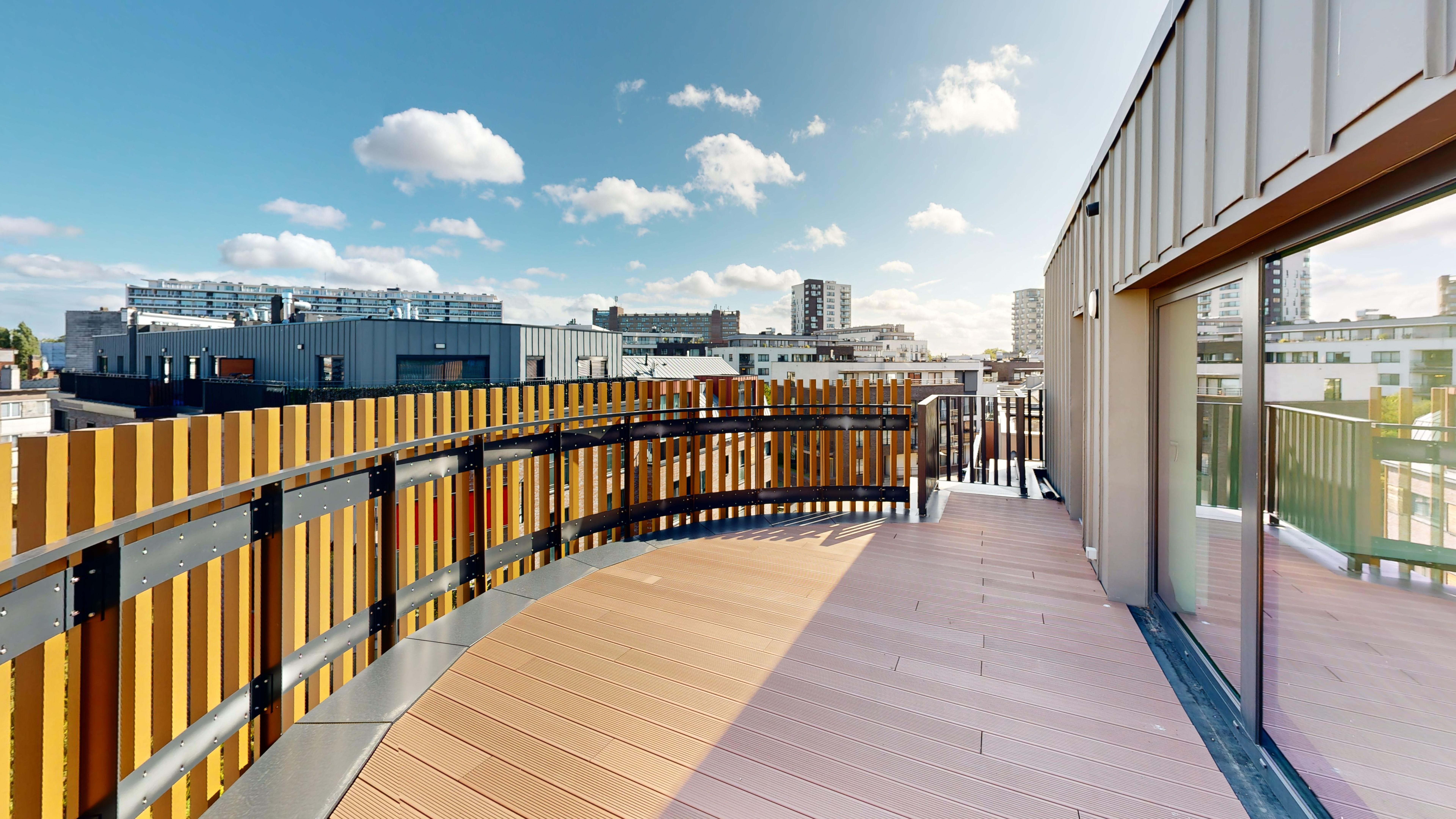Magnifique penthouse 3ch avec terrasse de 64m2 Photo 2